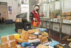 深圳快递小哥最新爆料,行业现状与未来趋势